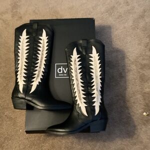 DV by Dolce Vita Kresly Western Boots